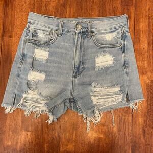 American Eagle Light Wash Distressed Denim Cut Off High Rise Mom Shorts 2